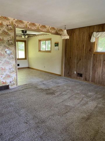 4258 Pleasant Hill Road, Richfield, WI 53076