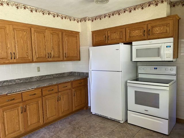 4258 Pleasant Hill Road, Richfield, WI 53076