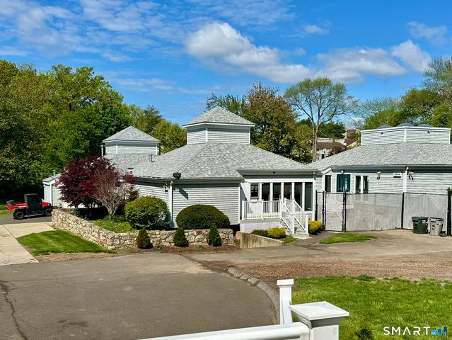219 Crosswoods Road 219, Branford, CT 06405