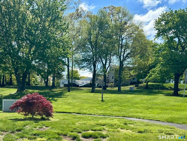 219 Crosswoods Road 219, Branford, CT 06405