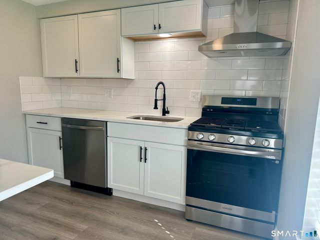 219 Crosswoods Road 219, Branford, CT 06405