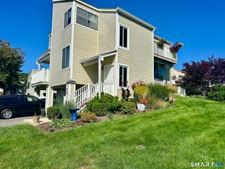 219 Crosswoods Road 219, Branford, CT 06405