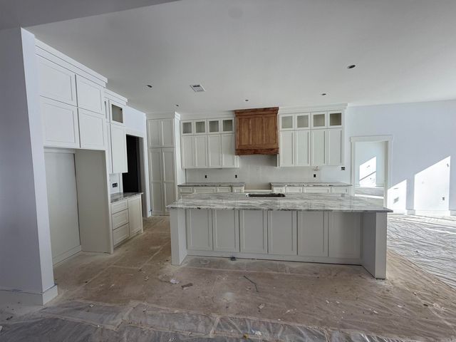 42 Ules Watson Drive, Greenbrier, AR 72058