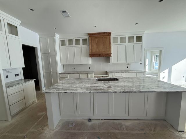 42 Ules Watson Drive, Greenbrier, AR 72058