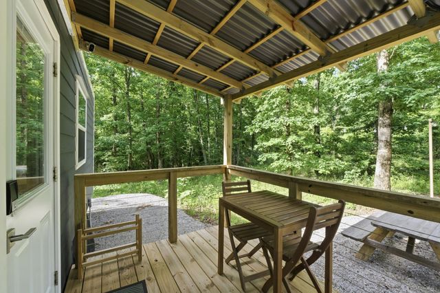 739 S Moore Road, Rising Fawn, GA 30738