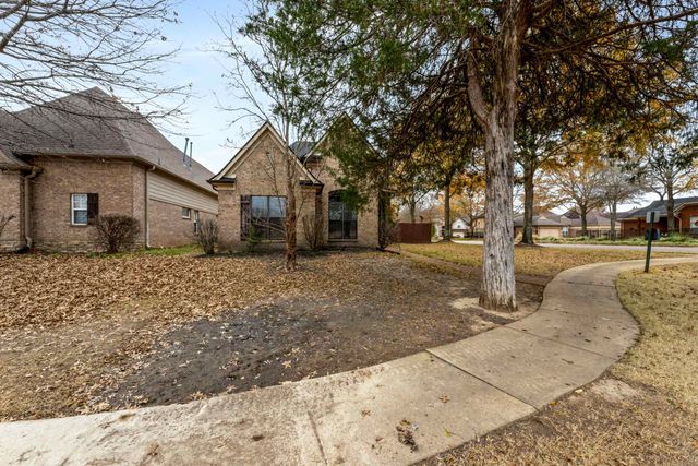 1860 N HOUSTON LEVEE RD, Cordova, TN 38016