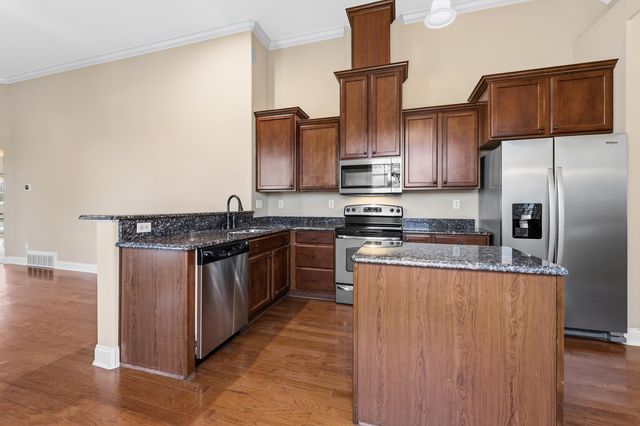 1860 N HOUSTON LEVEE RD, Cordova, TN 38016