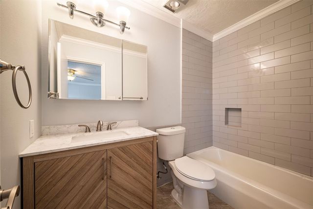 2352 Triway Lane 152, Houston, TX 77043