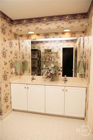 155 Village Lake Drive, Pooler, GA 31322