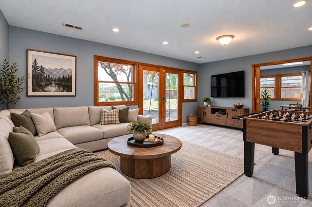 3806 S 272nd Street, Kent, WA 98032