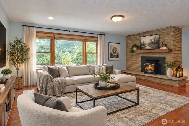 3806 S 272nd Street, Kent, WA 98032