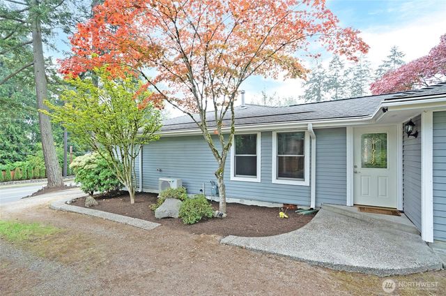 3806 S 272nd Street, Kent, WA 98032