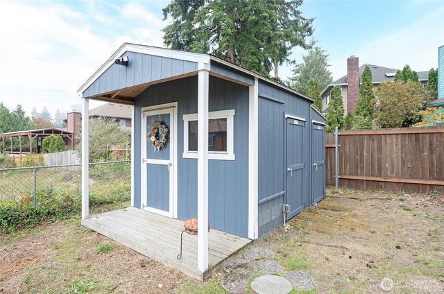 3806 S 272nd Street, Kent, WA 98032