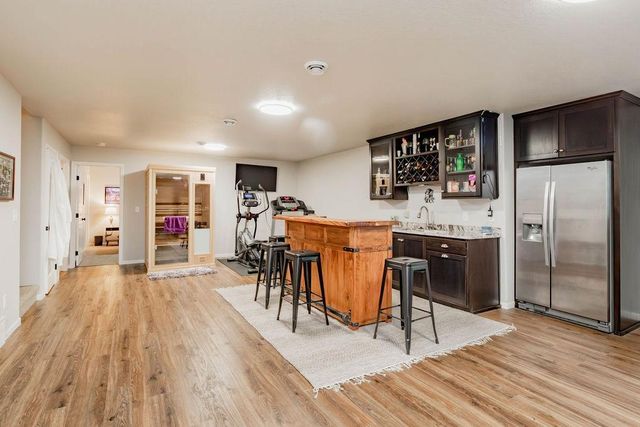 2409 Harbor Lane W, West Fargo, ND 58078