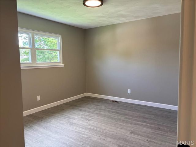 209 Orleans Drive, Fairview Heights, IL 62208