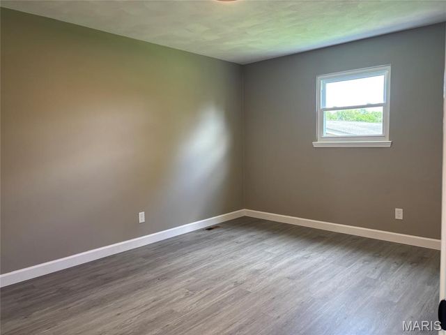 209 Orleans Drive, Fairview Heights, IL 62208