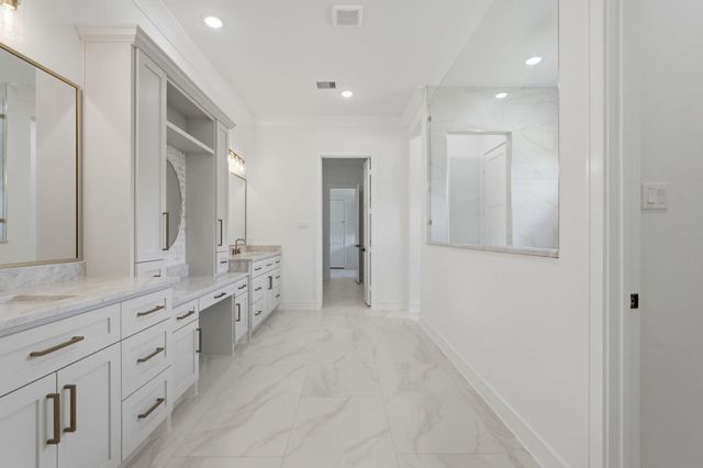 70 Quiet Springs Trail, Willis, TX 77378