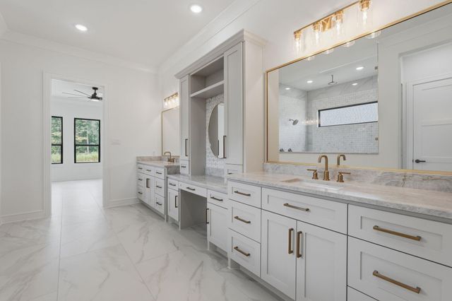 70 Quiet Springs Trail, Willis, TX 77378