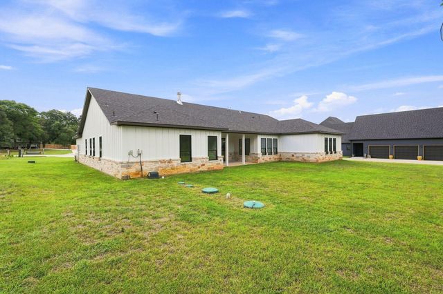 70 Quiet Springs Trail, Willis, TX 77378