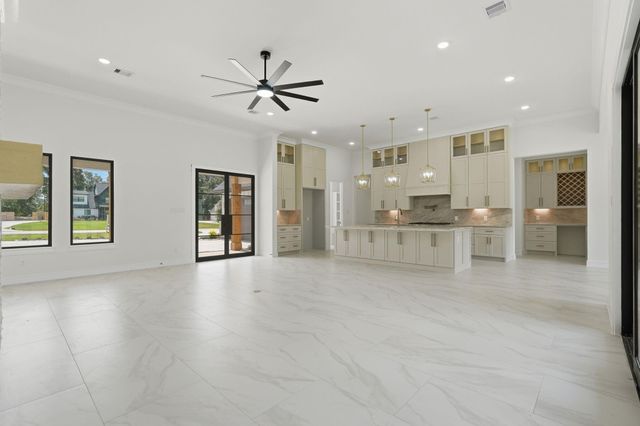 70 Quiet Springs Trail, Willis, TX 77378