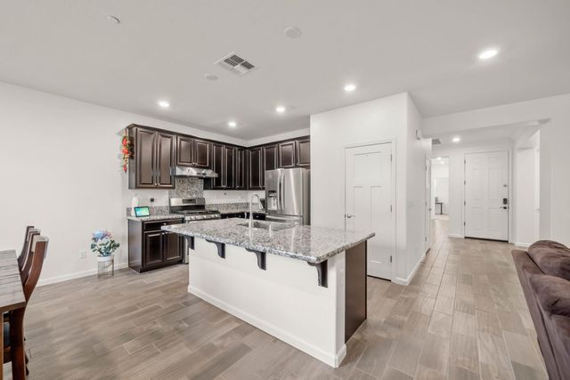 12667 Raymer Way, Rancho Cordova, CA 95742