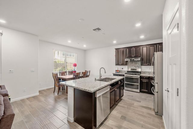 12667 Raymer Way, Rancho Cordova, CA 95742