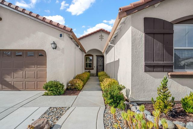 12667 Raymer Way, Rancho Cordova, CA 95742