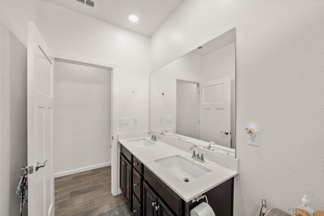 12667 Raymer Way, Rancho Cordova, CA 95742