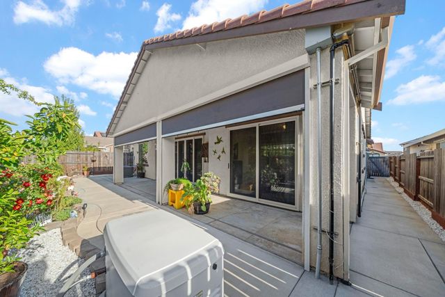 12667 Raymer Way, Rancho Cordova, CA 95742
