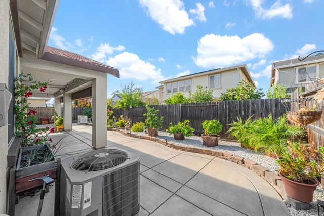 12667 Raymer Way, Rancho Cordova, CA 95742