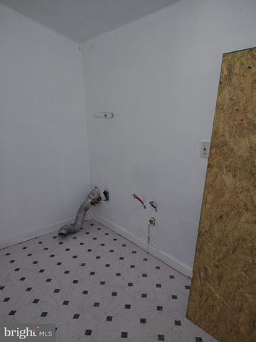 3026 W LEHIGH AVE, Philadelphia, PA 19132