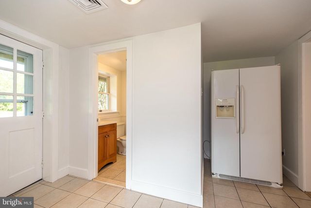 3563 AQUETONG RD, New Hope, PA 18938