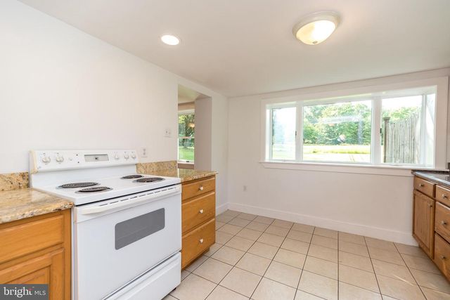 3563 AQUETONG RD, New Hope, PA 18938