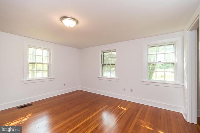 3563 AQUETONG RD, New Hope, PA 18938