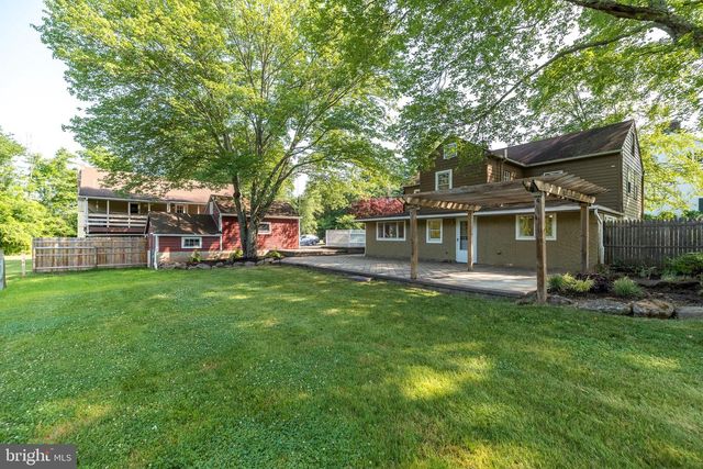 3563 AQUETONG RD, New Hope, PA 18938