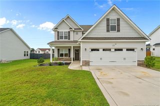178 Leach Creek Drive, Raeford, NC 28376