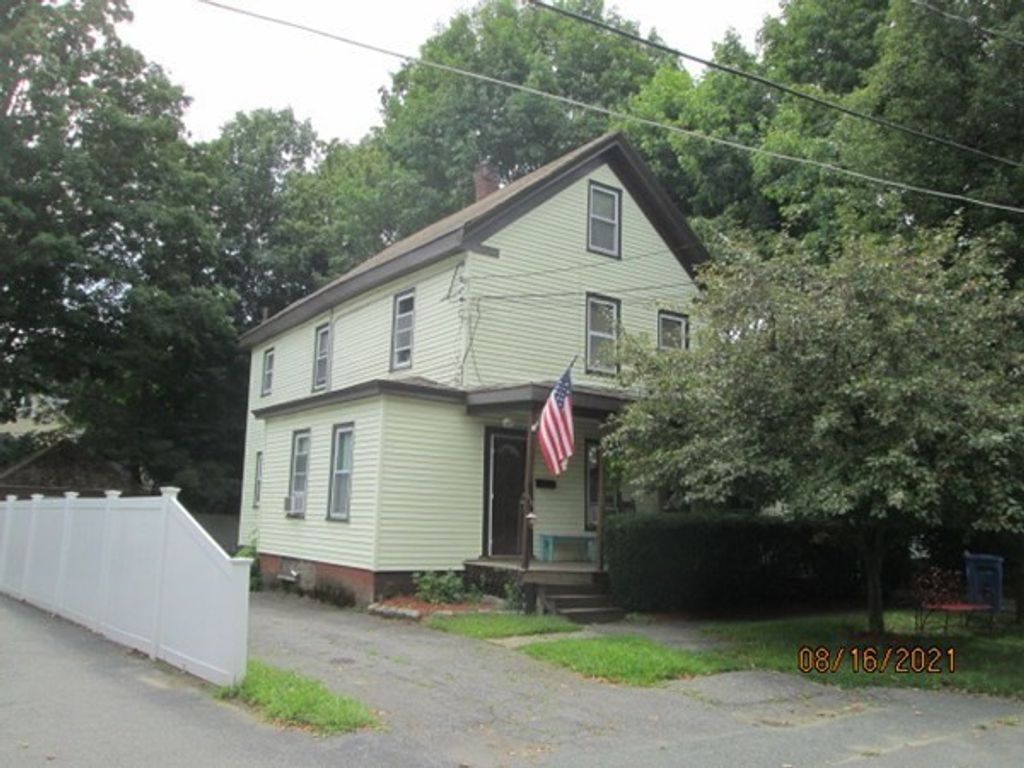 40 Central 2, Wakefield, MA 01880