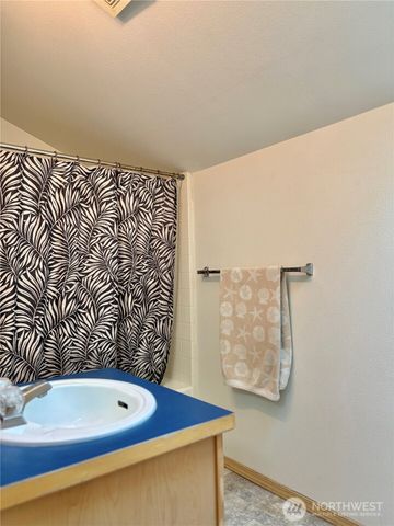 1604 NW Seasons Lane, Silverdale, WA 98383