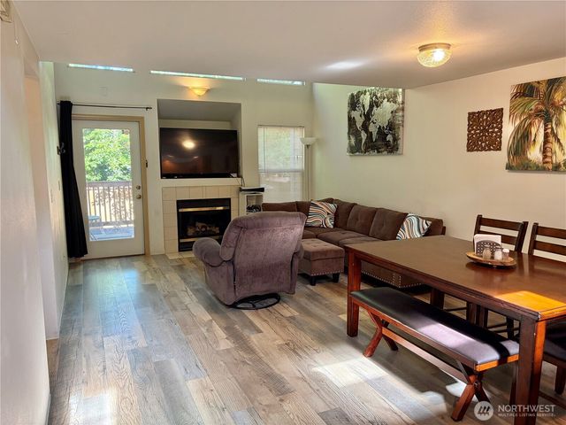 1604 NW Seasons Lane, Silverdale, WA 98383