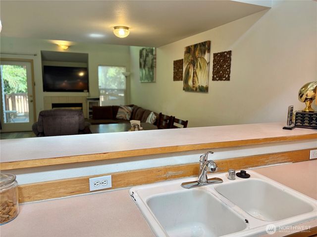 1604 NW Seasons Lane, Silverdale, WA 98383