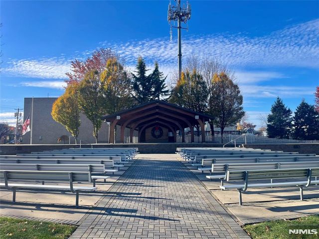 428 Valley Brook Avenue 1, Lyndhurst, NJ 07071