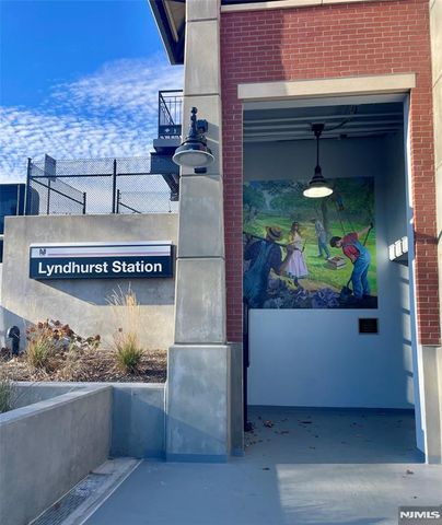 428 Valley Brook Avenue 1, Lyndhurst, NJ 07071