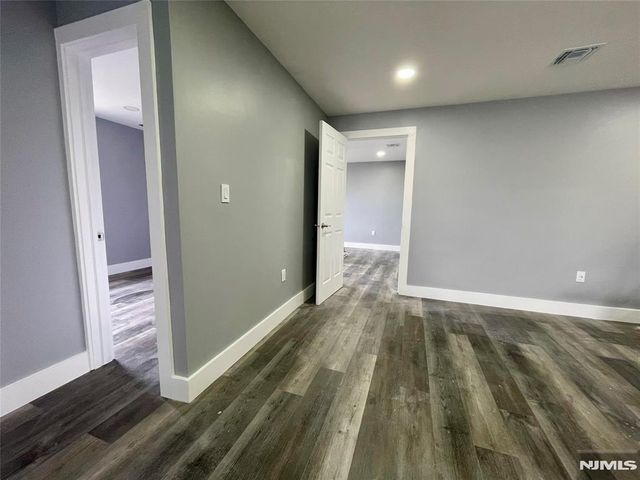 428 Valley Brook Avenue 1, Lyndhurst, NJ 07071