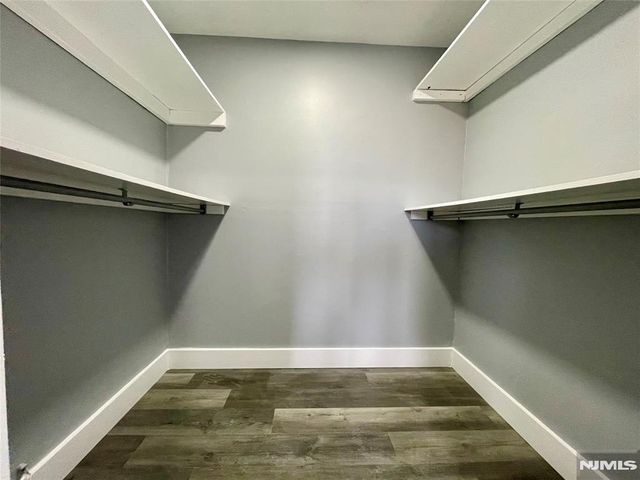 428 Valley Brook Avenue 1, Lyndhurst, NJ 07071