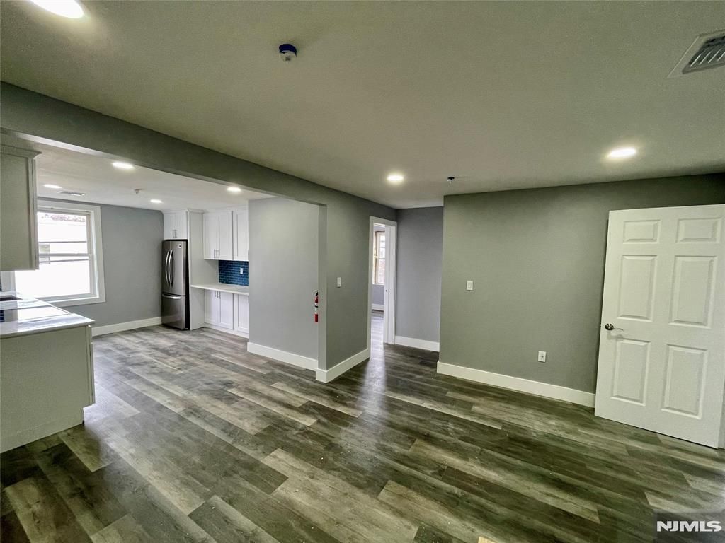 428 Valley Brook Avenue 1, Lyndhurst, NJ 07071