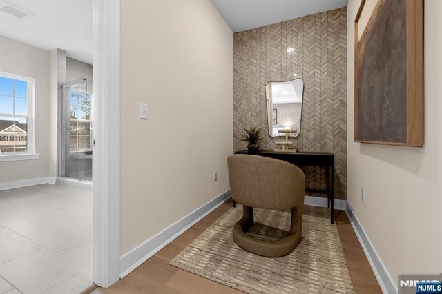 14 Belmont Place, Oakland, NJ 07436