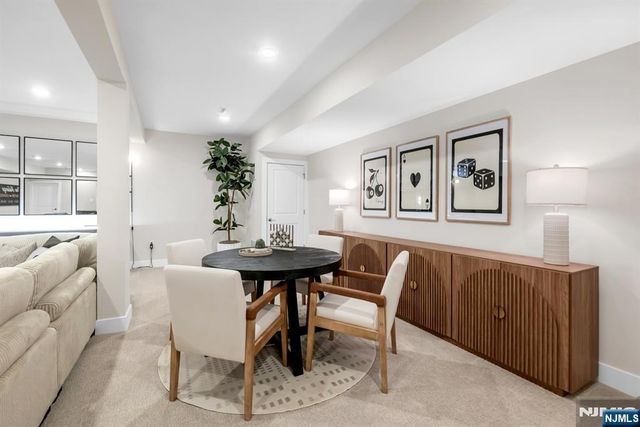 14 Belmont Place, Oakland, NJ 07436