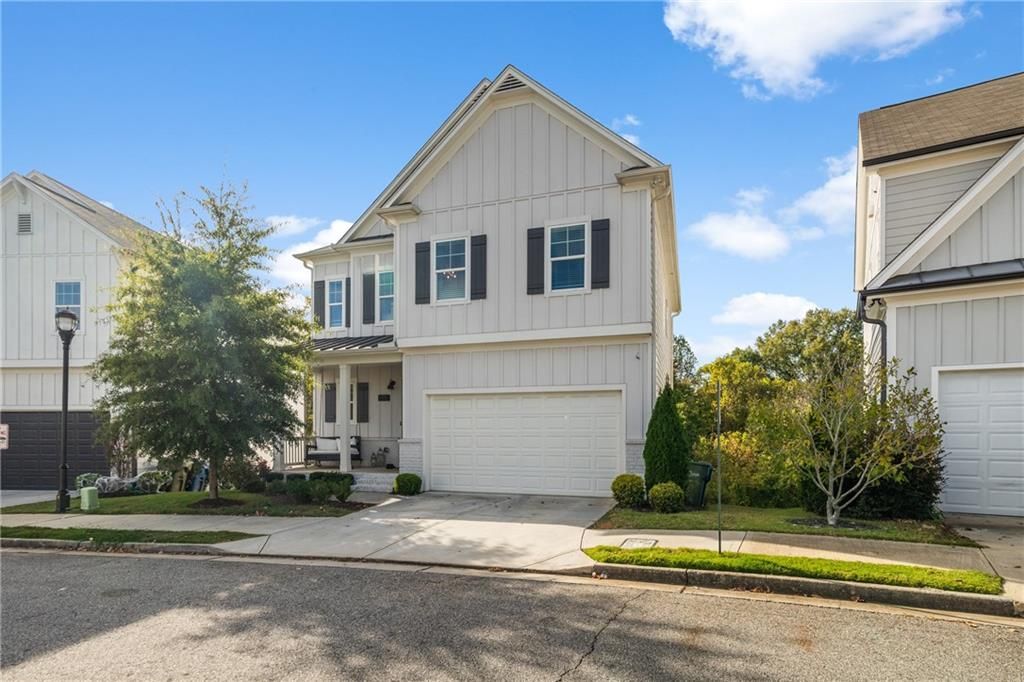 879 Samples NW Lane, Atlanta, GA 30318