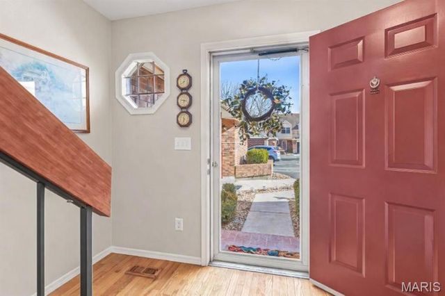 951 Riverwood Place Drive, Florissant, MO 63031