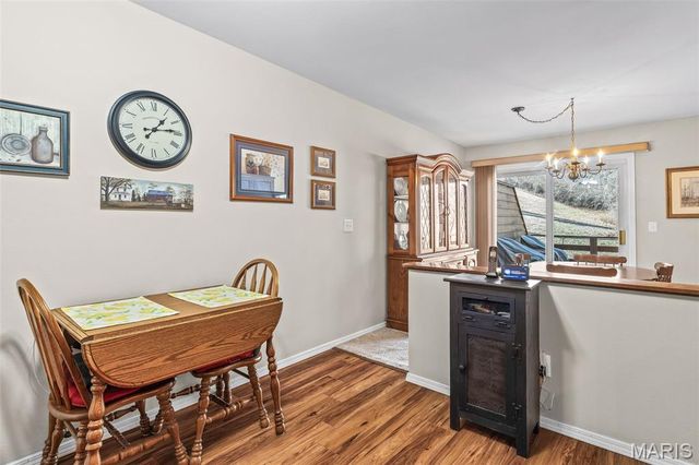 951 Riverwood Place Drive, Florissant, MO 63031